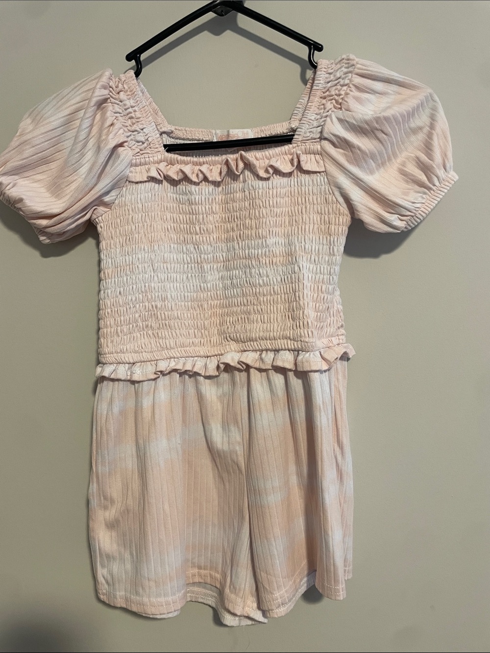 Kensie Girls Pink Cream Smocked Puff Sleeve Romper